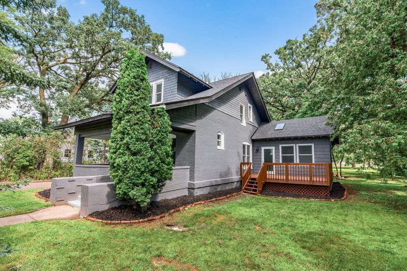 6640 Maple St, North Branch, MN 55056