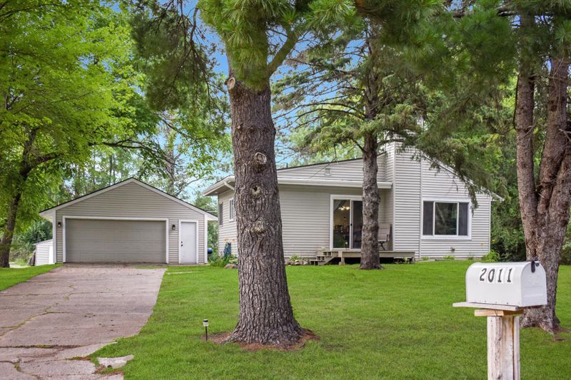 2011 Pine St, Brainerd, MN 56401
