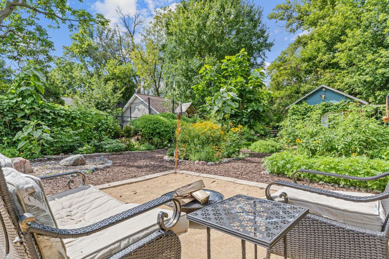 581 Ohio St, Saint Paul, MN 55107