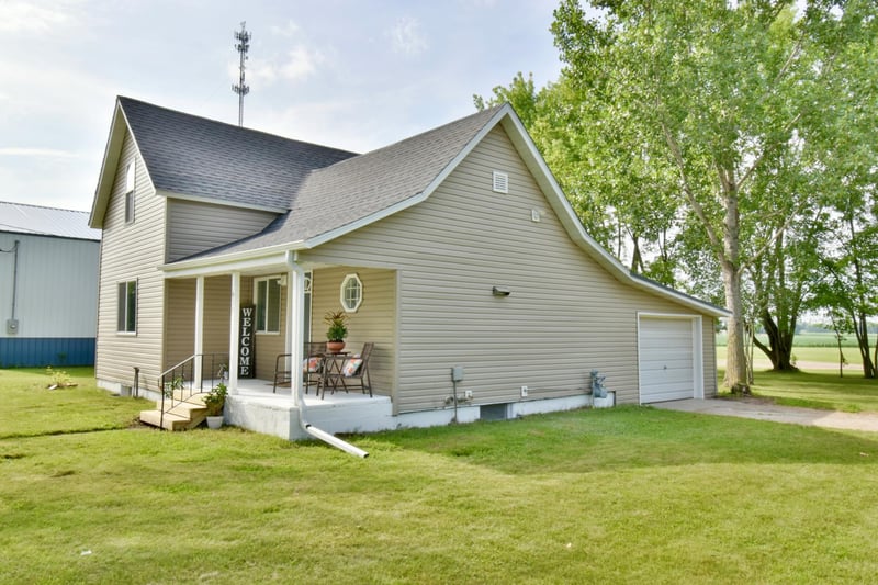 435 Clark St W, Eagle Bend, MN 56446