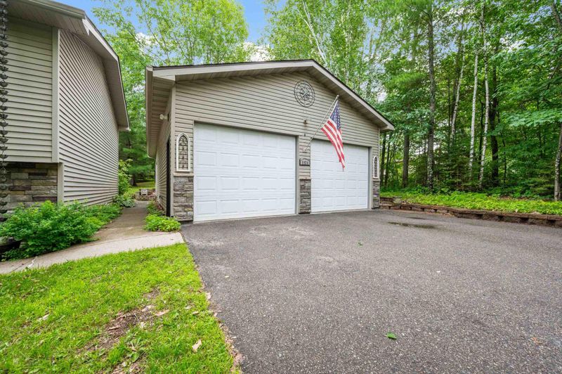 1124 Fairgrounds Rd, Grand Rapids, MN 55744