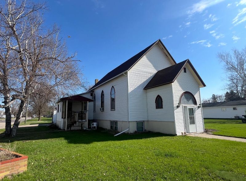 201 E Main Ave, Fertile, MN 56540