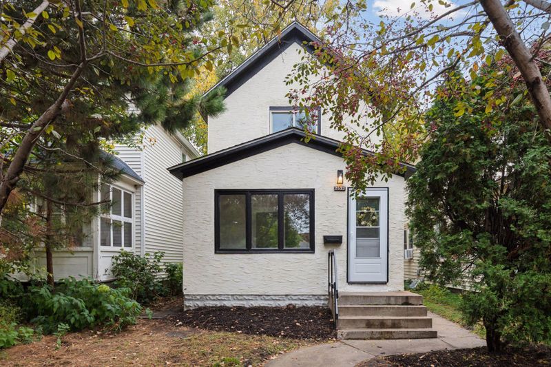 2533 3rd St NE, Minneapolis, MN 55418