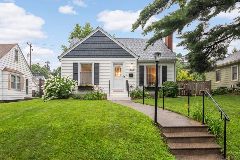 1865 Montreal Ave, Saint Paul, MN 55116