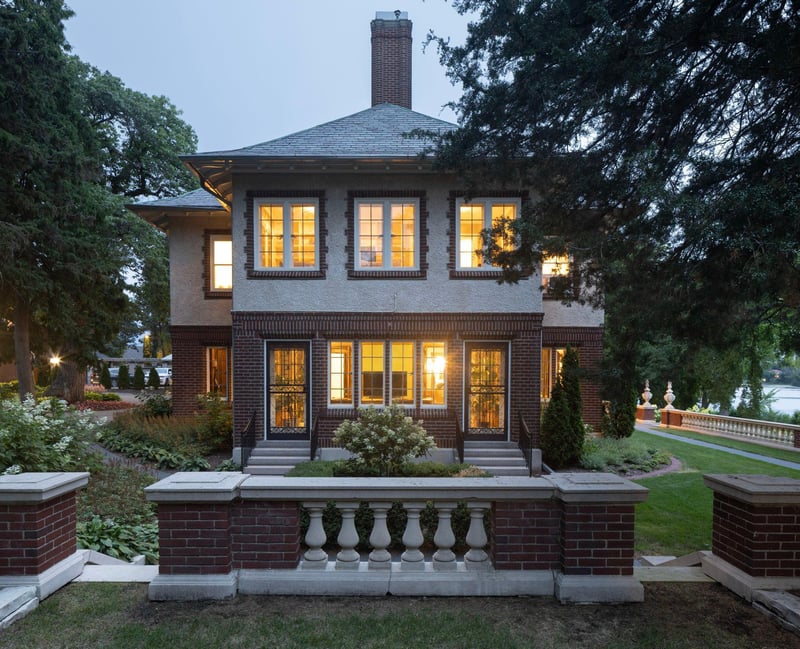 2740 W Lake Of The Isles Pw, Minneapolis, MN 55416