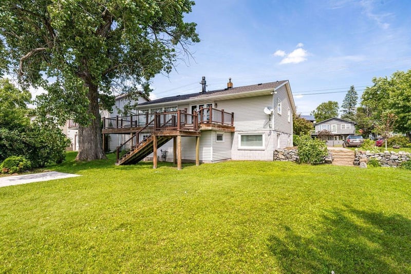 2217 Minnesota Ave, Duluth, MN 55802