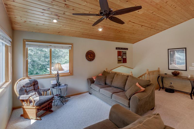 10228 Crow Wing Heights Dr, Brainerd, MN 56401
