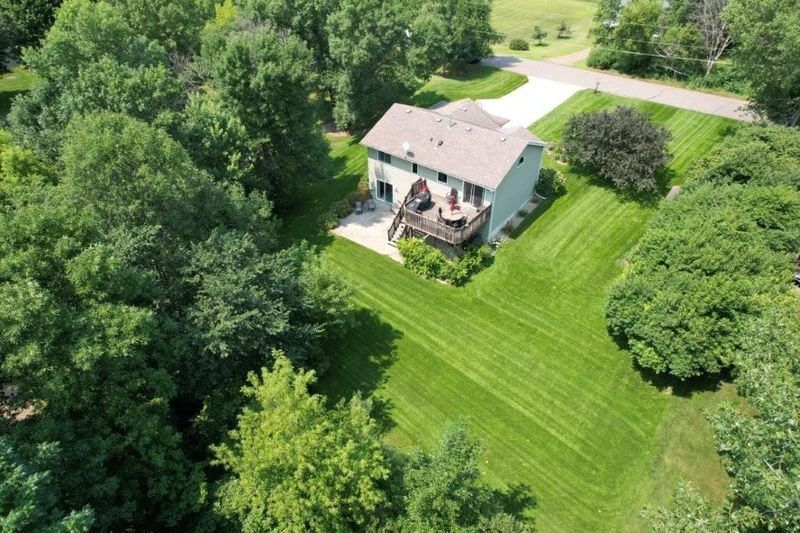 15726 Parkwood Cir, Avon, MN 56310