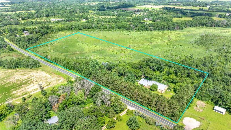 9533 285th Ave NE, North Branch, MN 55056