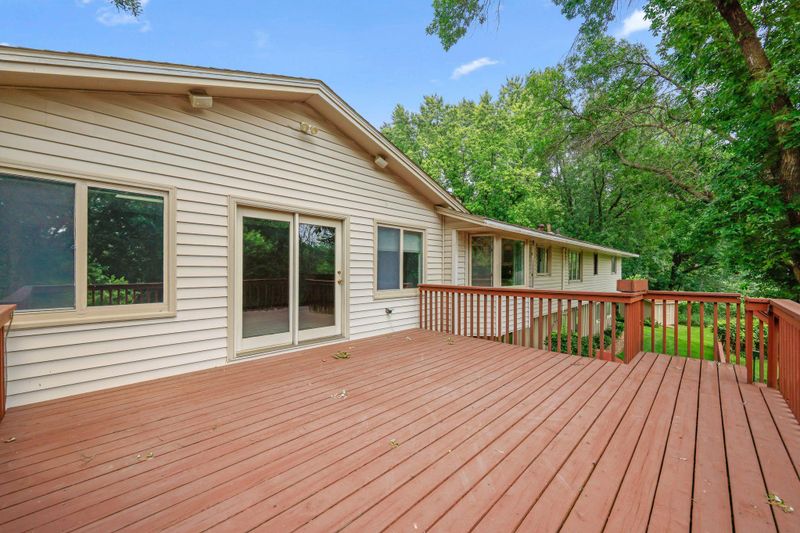 12301 63rd Ave N, Maple Grove, MN 55369