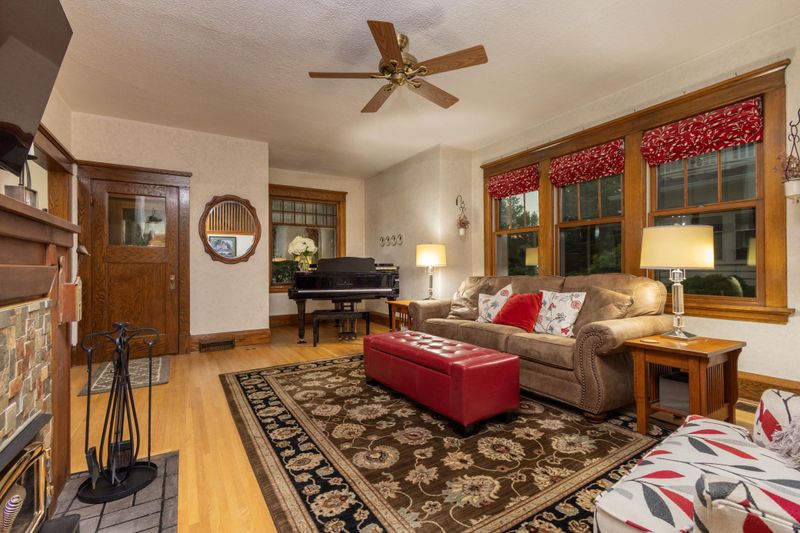 418 W Vernon Ave, Fergus Falls, MN 56537