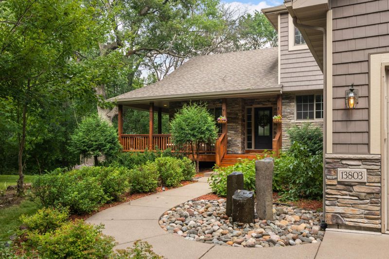 13803 Vickers St NE, Ham Lake, MN 55304