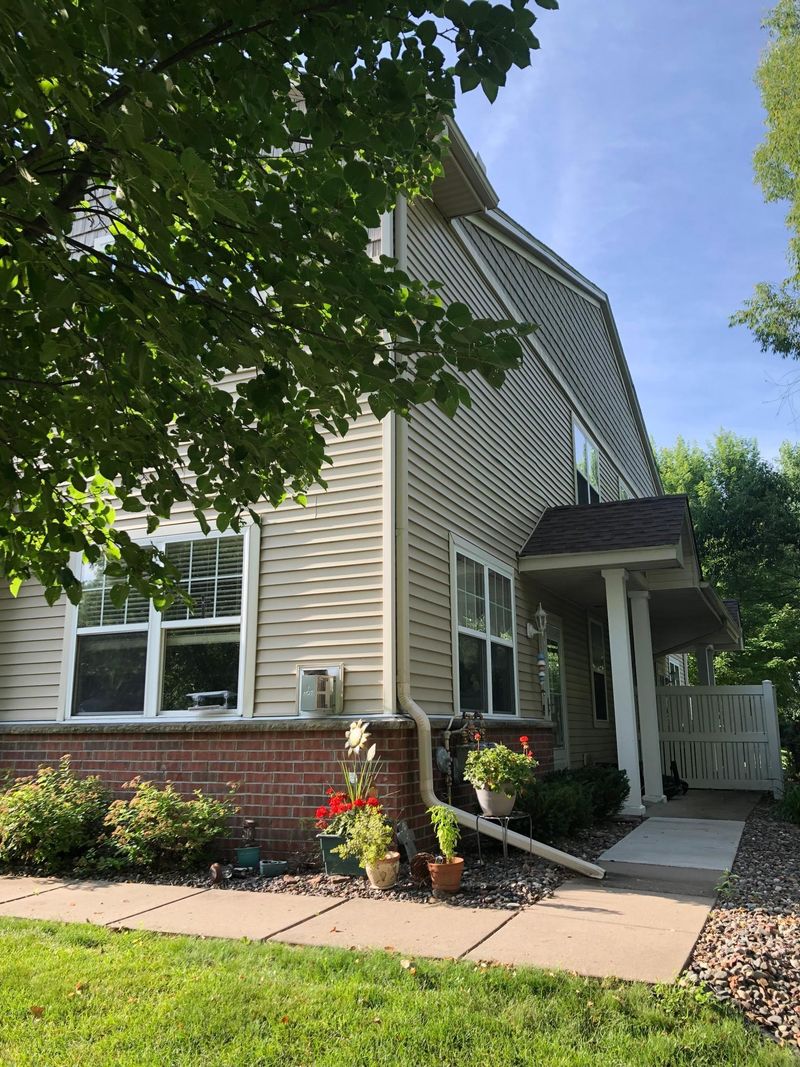 15588 Emerald Dr N #8, Hugo, MN 55038