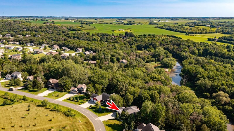 920 Woodlands Ln SE, Oronoco, MN 55960