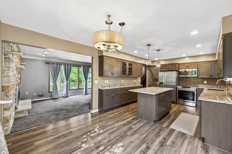 1439 7th St SW, New Brighton, MN 55112