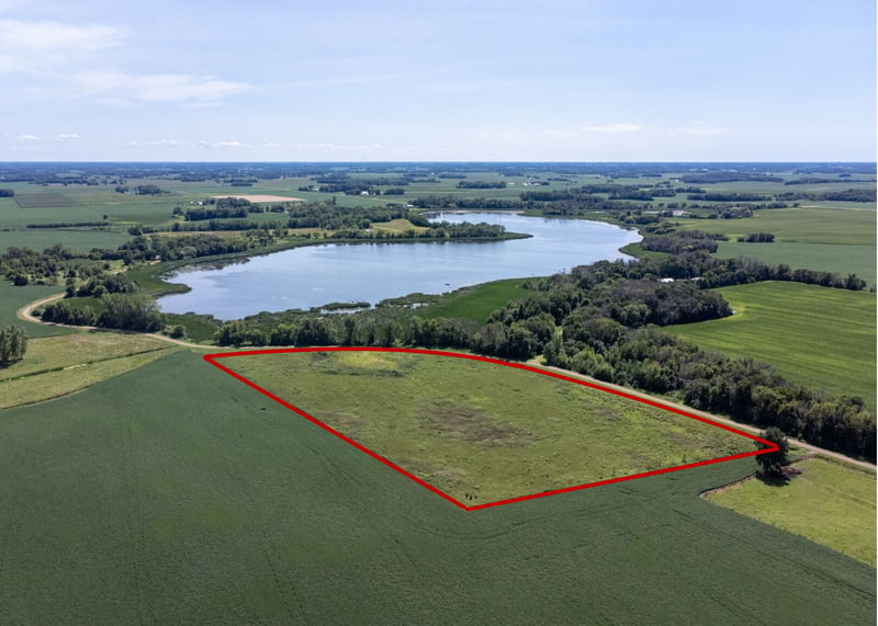 XXX Platt Ave SW, Cokato, MN 55321