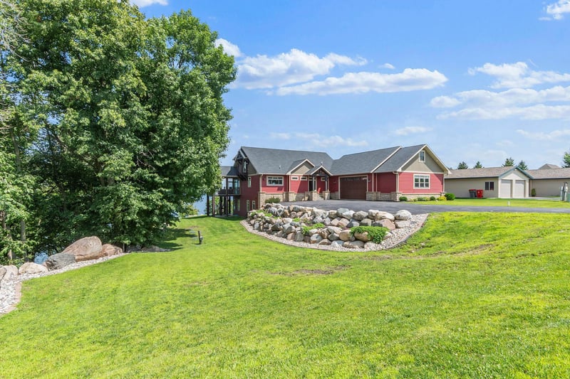 13801 Schuelke Beach Rd NW, Miltona, MN 56354