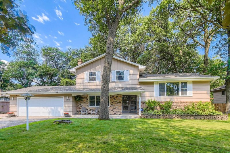 9710 Avocet St NW, Coon Rapids, MN 55433
