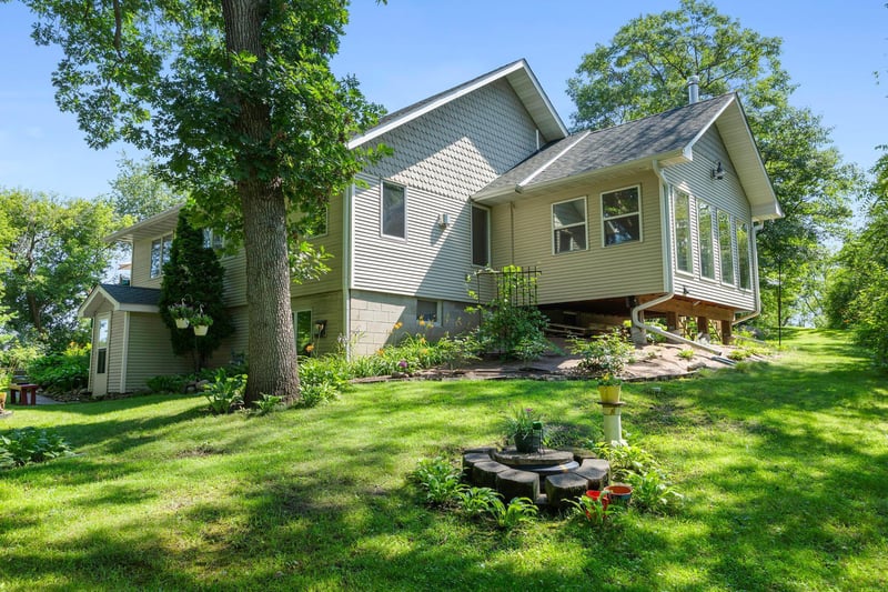 17491 Olinda Trl N, Marine On Saint Croix, MN 55047