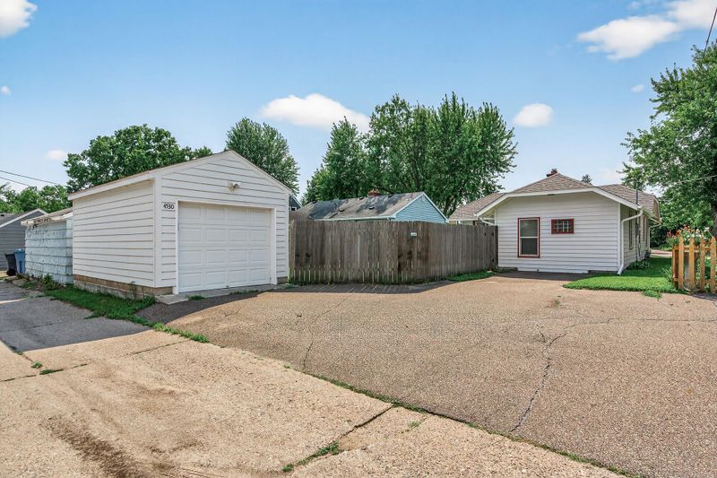 4530 Xerxes Ave N, Minneapolis, MN 55412