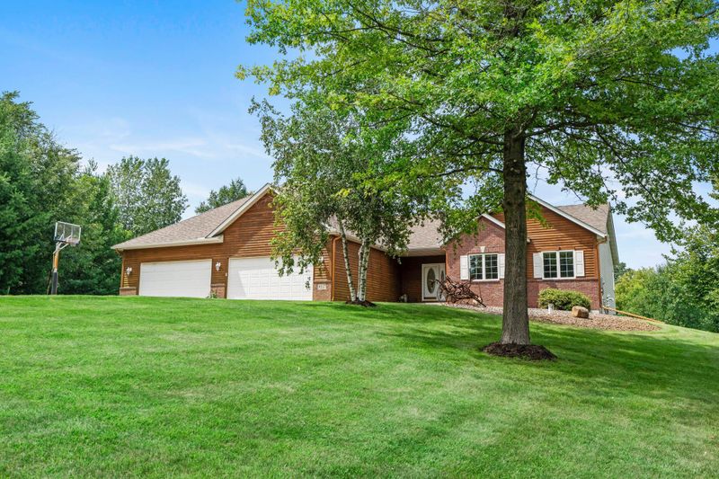 9357 Vernon Way, Greenfield, MN 55373