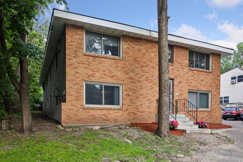 4733 University Ave NE, Columbia Heights, MN 55421