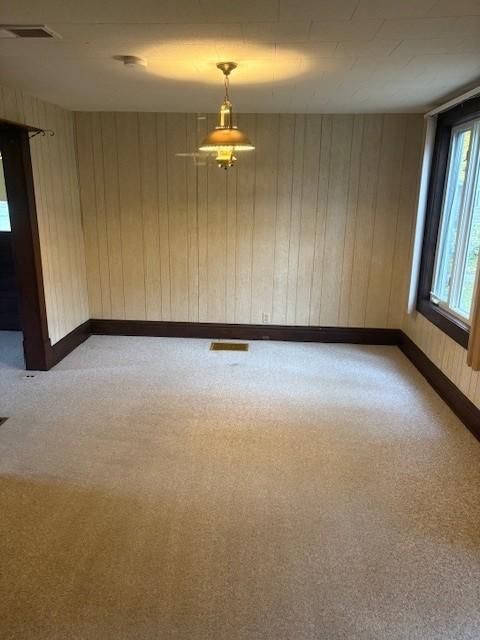 426 Monroe St SE, Hutchinson, MN 55350