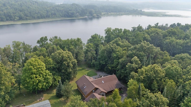 29534 Bayview Dr, Bovey, MN 55709