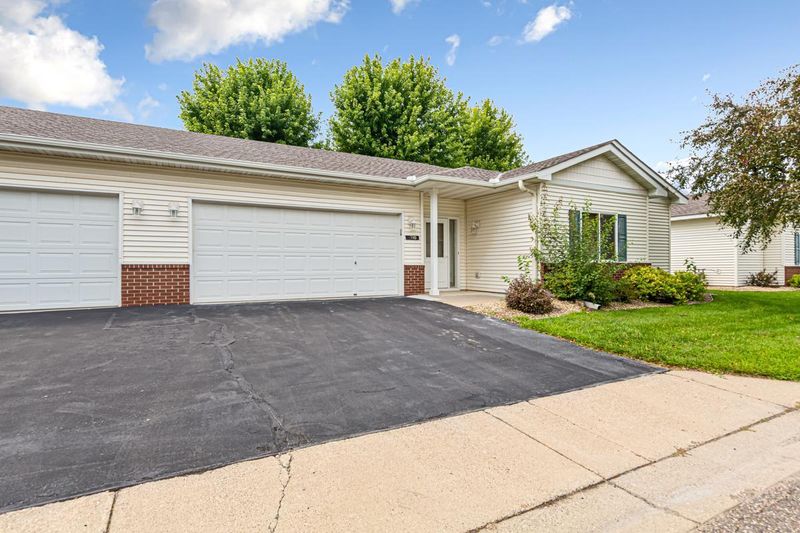 1310 Constitutional Dr, Northfield, MN 55057