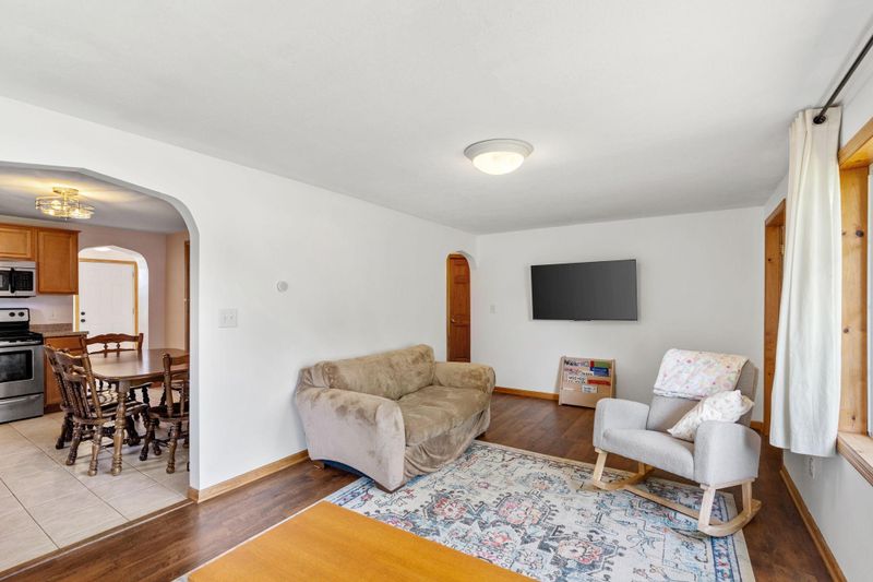 500 Cartway Rd, Champlin, MN 55316