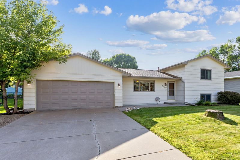 504 1st St NW, Saint Michael, MN 55376