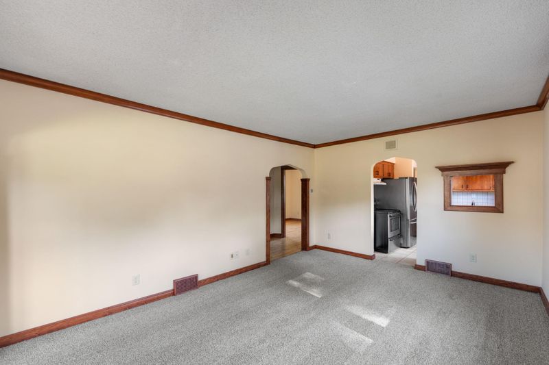 267 Haskell St E, West Saint Paul, MN 55118