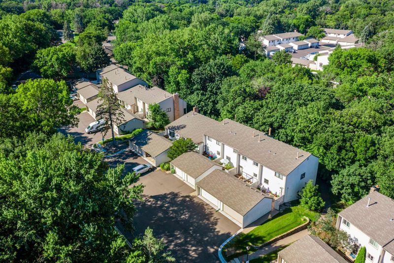 5558 Meister Rd, Fridley, MN 55432