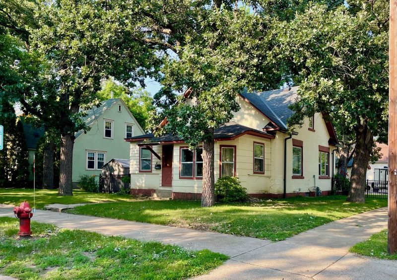 402 3rd Ave NE, Saint Cloud, MN 56304