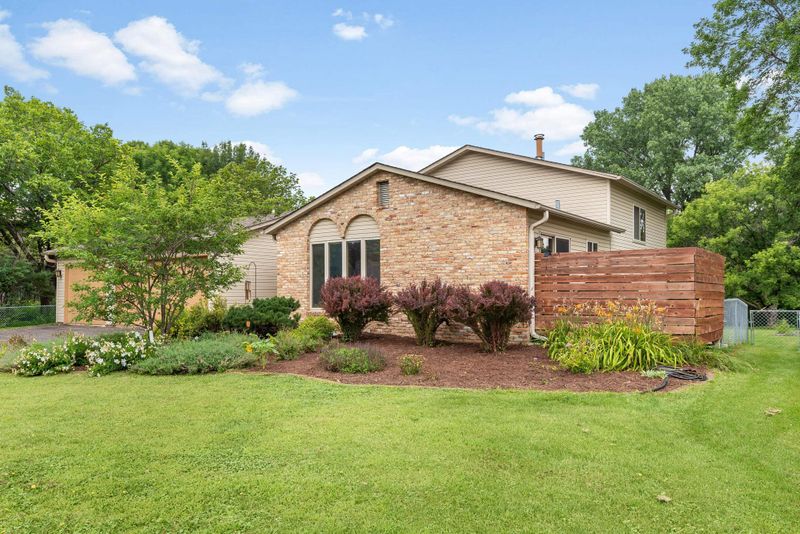 12648 73rd Ave N, Maple Grove, MN 55369
