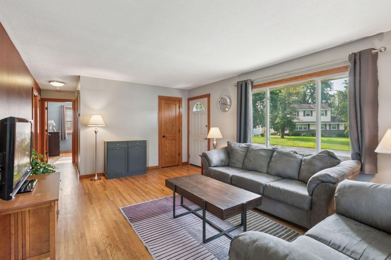 7680 61st Ave N, New Hope, MN 55428