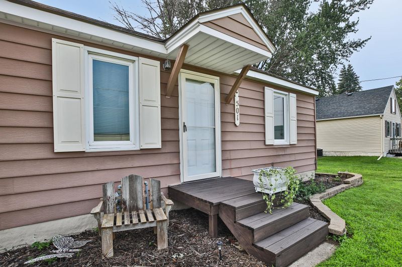 501 21st St NE, Austin, MN 55912