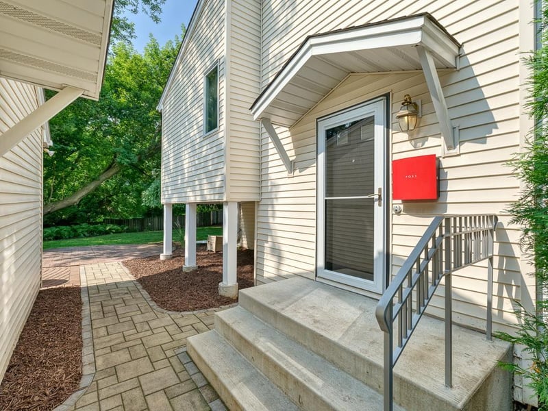 3915 W 42nd St, Edina, MN 55416