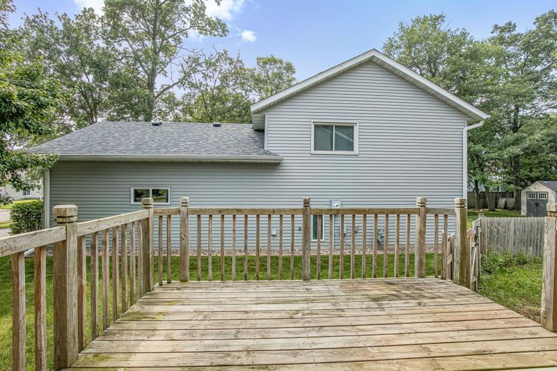 1726 Summit Ave N, Sauk Rapids, MN 56379