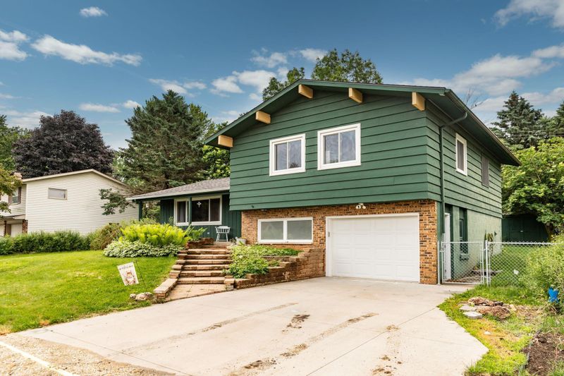 222 7th Street Nw, Byron, MN 55920