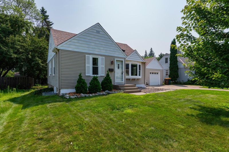 4544 Adair Ave N, Crystal, MN 55422