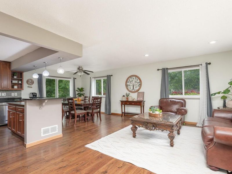 4485 Margaret St, White Bear Lake, MN 55110