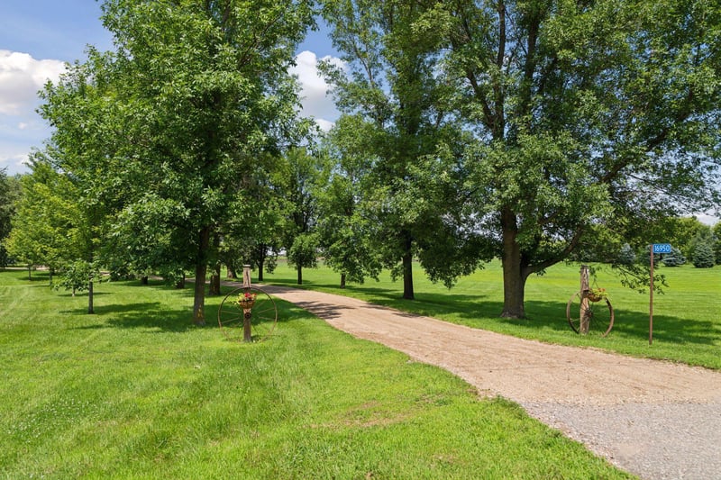 16950 County Road 30, New Germany, MN 55367