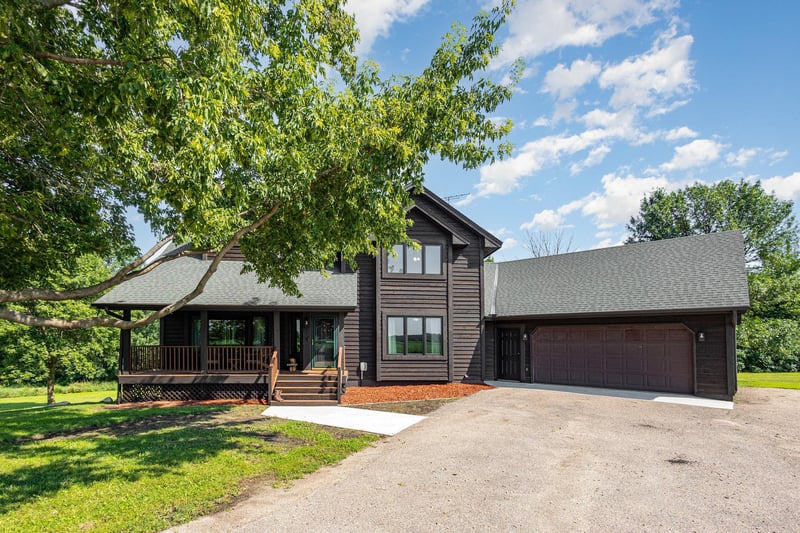 30739 241st Ave, Le Sueur, MN 56058