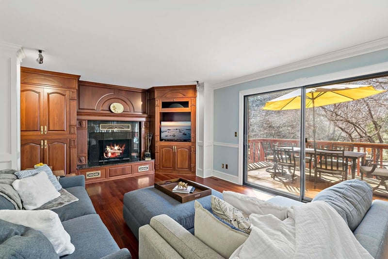 75 Oregon Ave S, Golden Valley, MN 55426
