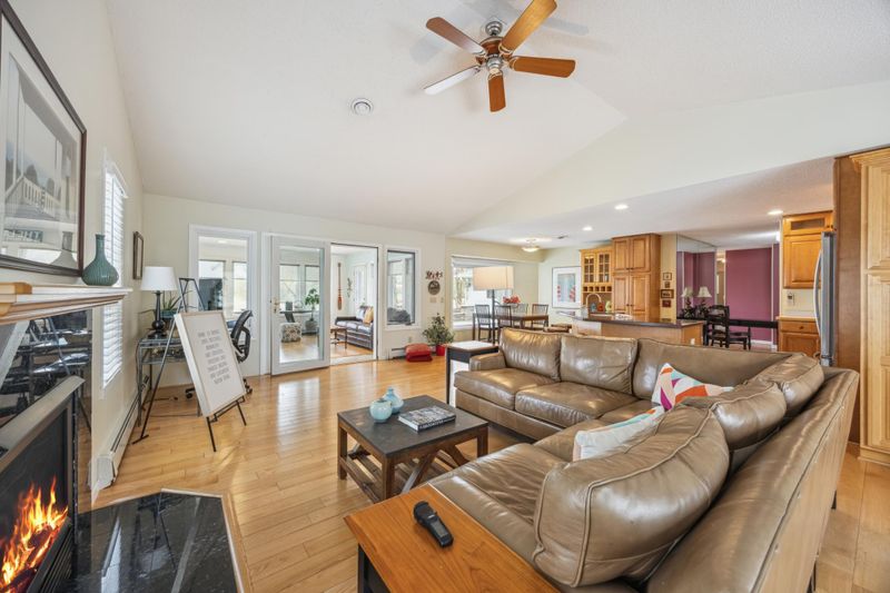 5427 Twin Lake Blvd E, Minneapolis, MN 55429