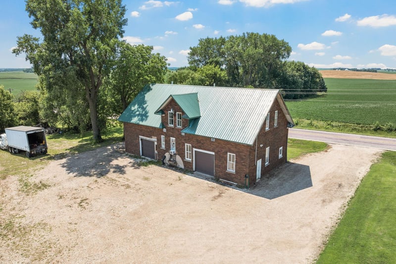 11809 SW 72nd Ave, Ellendale, MN 56026
