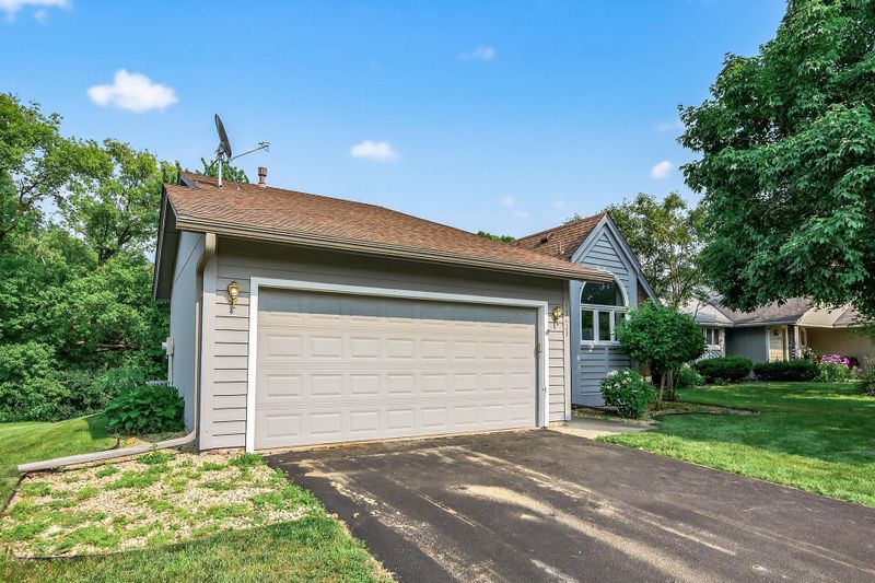 13435 Glenhurst Ave, Savage, MN 55378