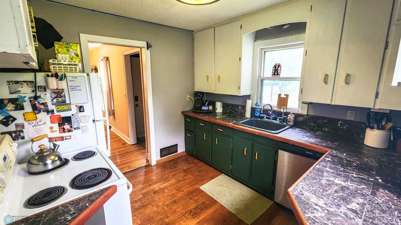 1203 3rd St S, Moorhead, MN 56560