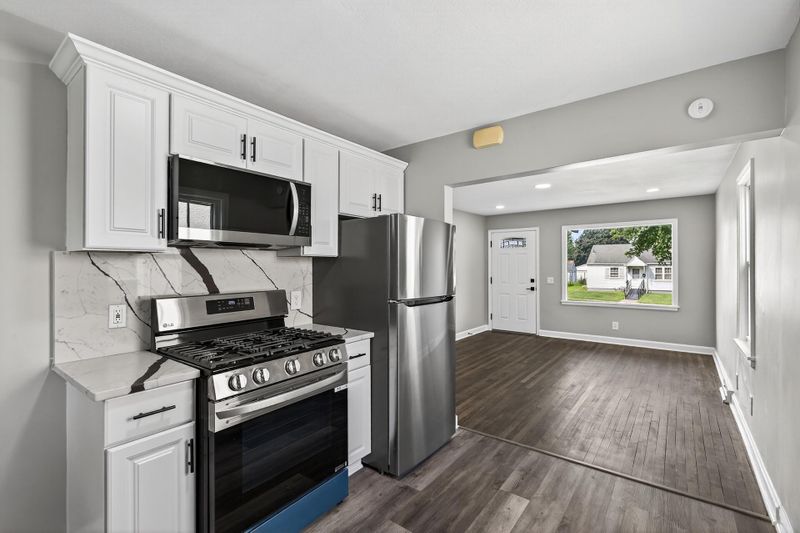 5055 6th St NE, Columbia Heights, MN 55421